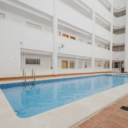 Con Piscina Centrico アパート